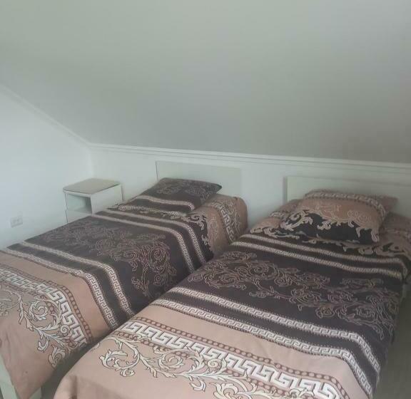 Economy Room, садиба віталія