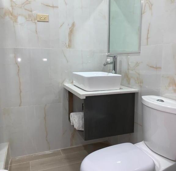 스탠다드 룸 킹사이즈 침대, Airport Suites