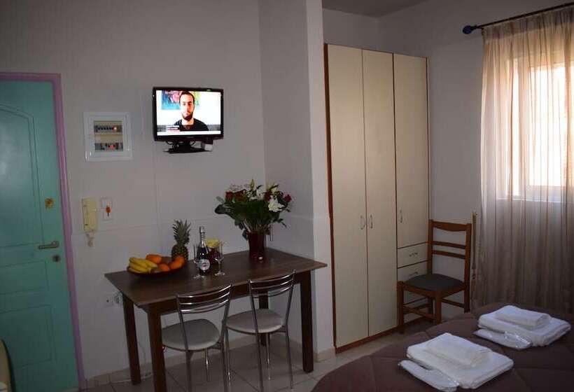 סטודיו אקונומי, Alena Apartments