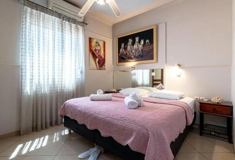 １ベッドルームのデラックスアパートメント, Alena Apartments