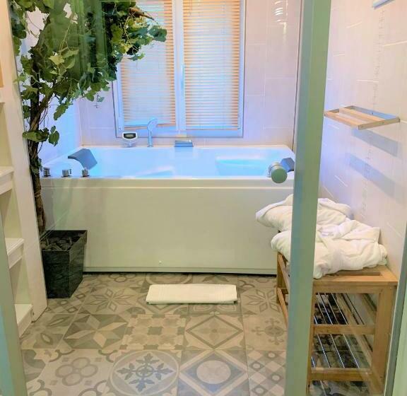 Апартаменты 2 Спальни с Террасой, Au30