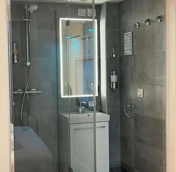 Апартаменты 2 Спальни с Террасой, Au30