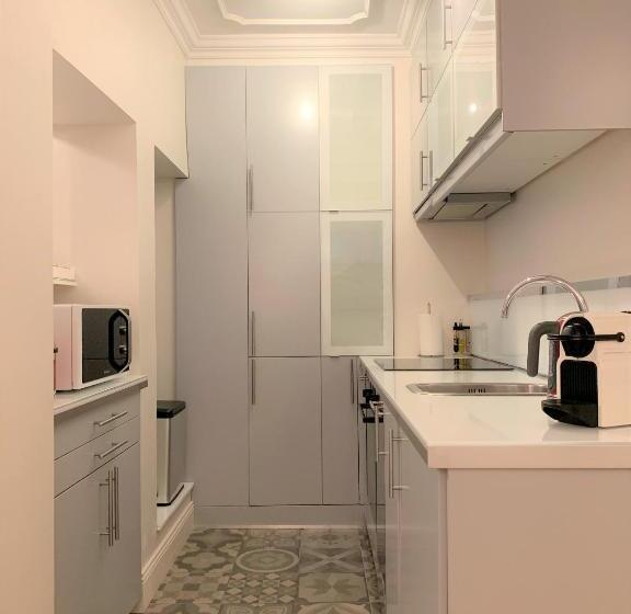 Апартаменты 2 Спальни с Террасой, Au30