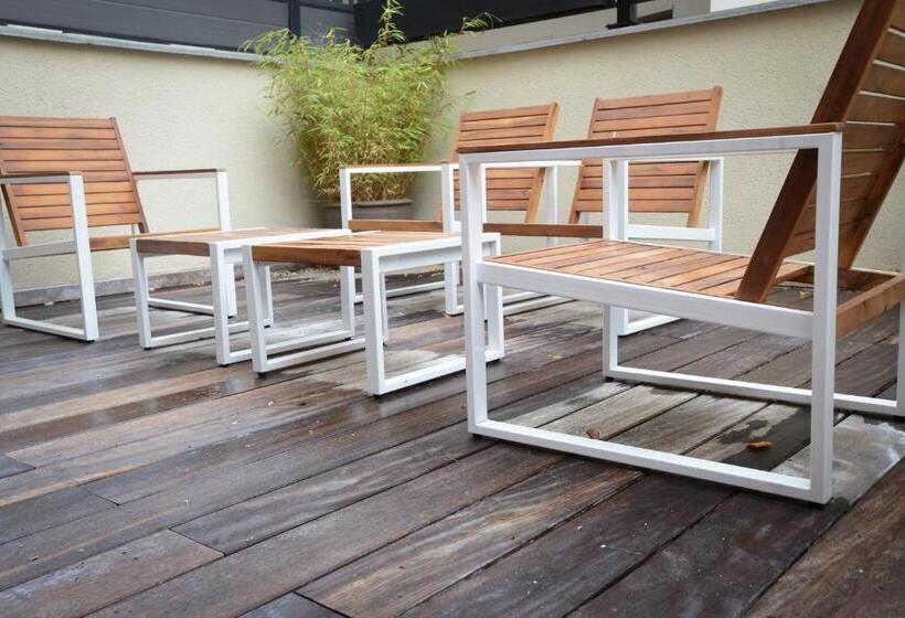 Апартаменты 3 Спальни, Au30