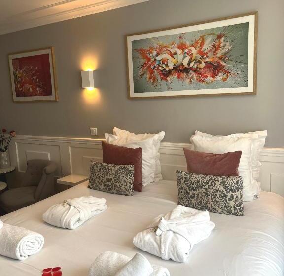 Люкс с гидромассажем, Au30