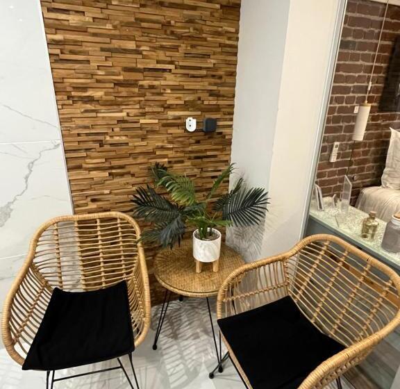 Люкс с гидромассажем, Au30