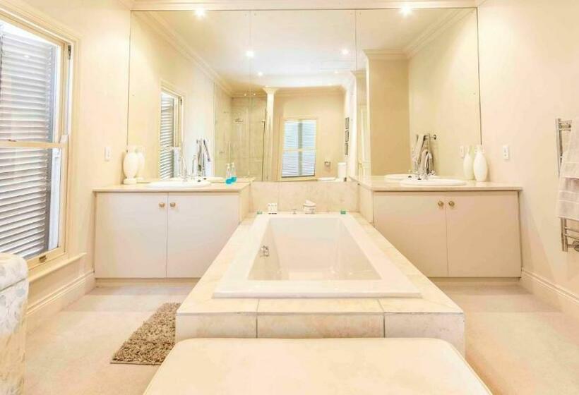 Номер Deluxe Кровать Кинг, Arum Hill Lodge