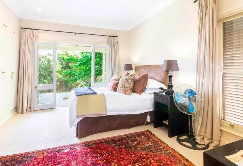１ベッドルームハウス, Arum Hill Lodge
