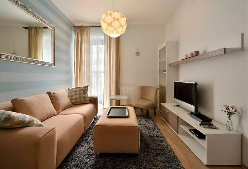 آپارتمان لوکس 1 خوابه, Charming & Cozy Ambiente Apartments