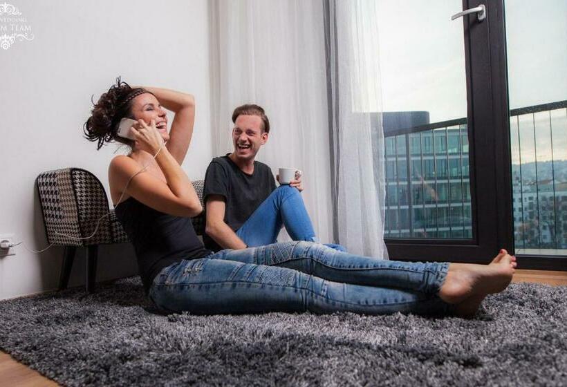 آپارتمان لوکس 1 خوابه, Charming & Cozy Ambiente Apartments