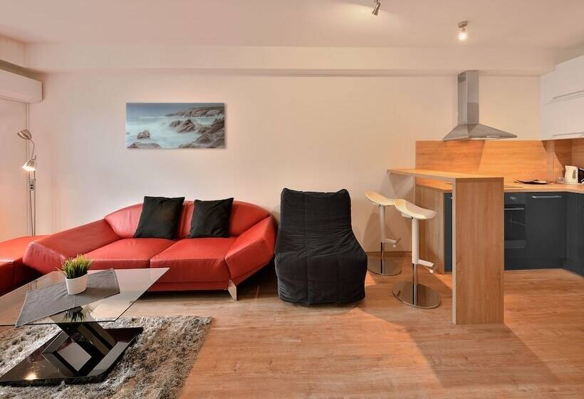 آپارتمان لوکس 1 خوابه, Charming & Cozy Ambiente Apartments