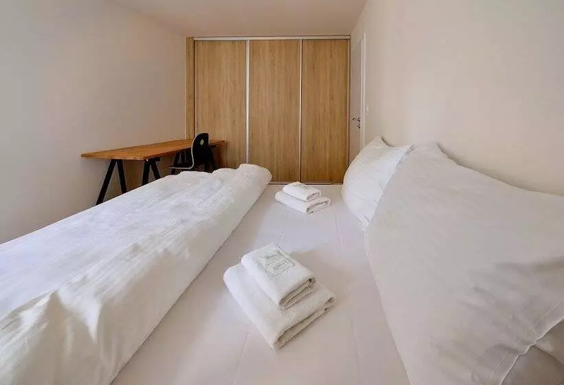 آپارتمان اکونومی 1 خوابه, Charming & Cozy Ambiente Apartments
