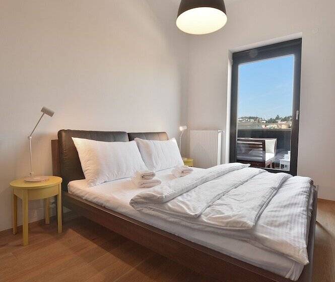 1 Bedroom Penthouse Apartment, Charming & Cozy Ambiente Apartments