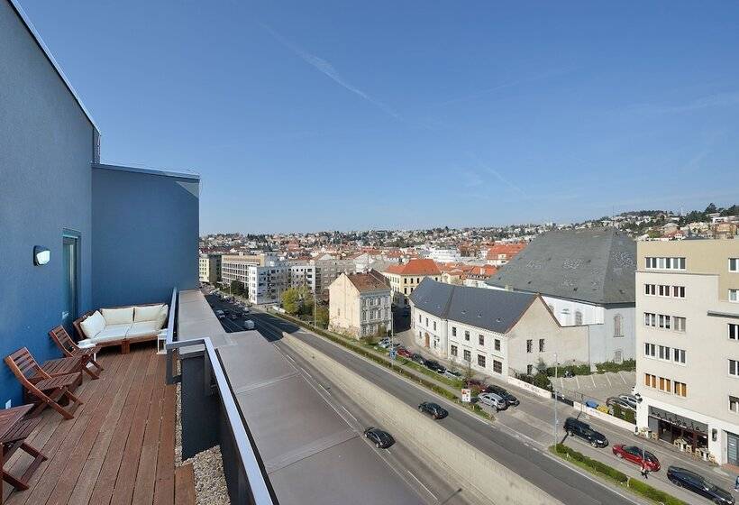 1 Bedroom Penthouse Apartment, Charming & Cozy Ambiente Apartments