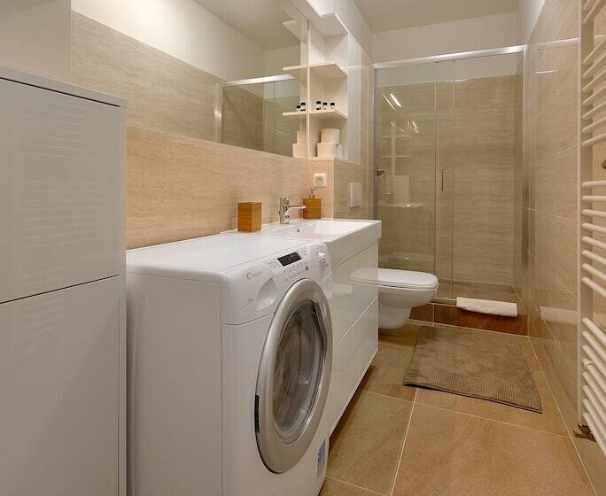 آپارتمان لوکس 1 خوابه, Charming & Cozy Ambiente Apartments