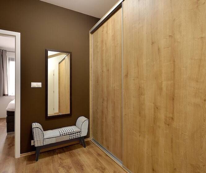 آپارتمان لوکس 1 خوابه, Charming & Cozy Ambiente Apartments