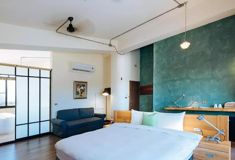 اتاق لوکس, Chillax Inn B&b
