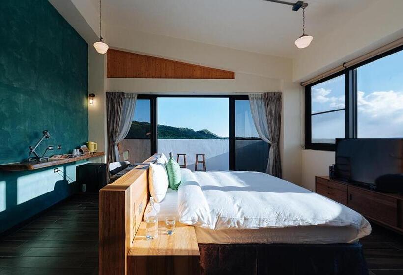 اتاق لوکس, Chillax Inn B&b