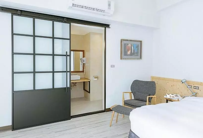 اتاق استاندارد با چشم‌انداز باغ, Chillax Inn B&b