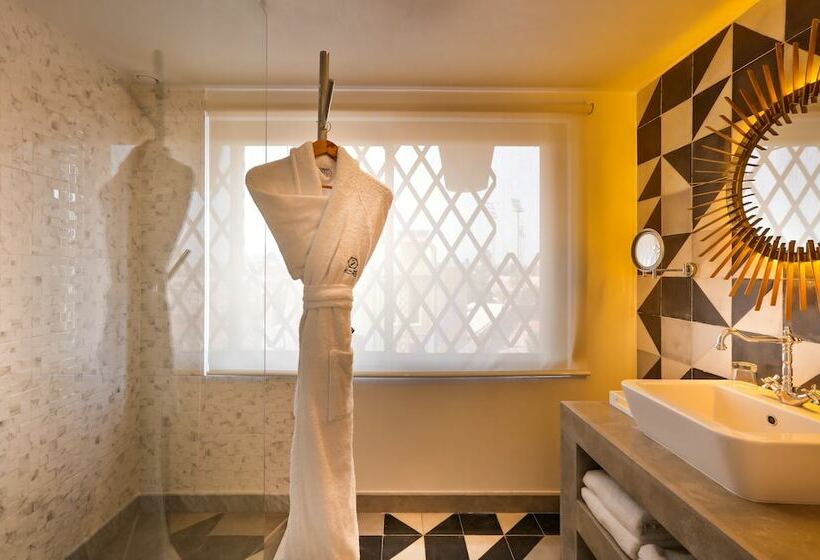 سوییت پرستیژ, 2ciels Boutique