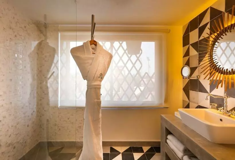 سوییت پرستیژ, 2ciels Boutique