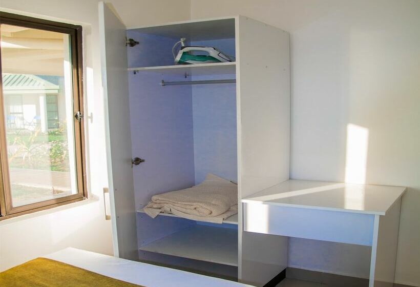 ویلای 2 خوابه, Bayview Cove Resort