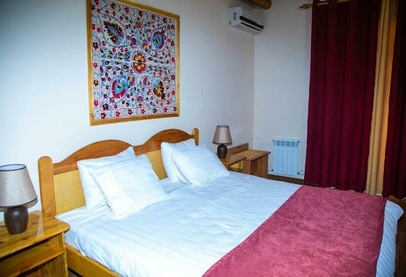 اتاق استاندارد, Bibikhanum