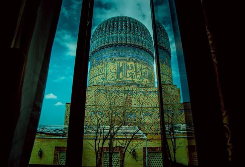 اتاق استاندارد, Bibikhanum