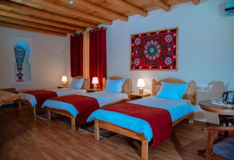 اتاق استاندارد سه نفره, Bibikhanum