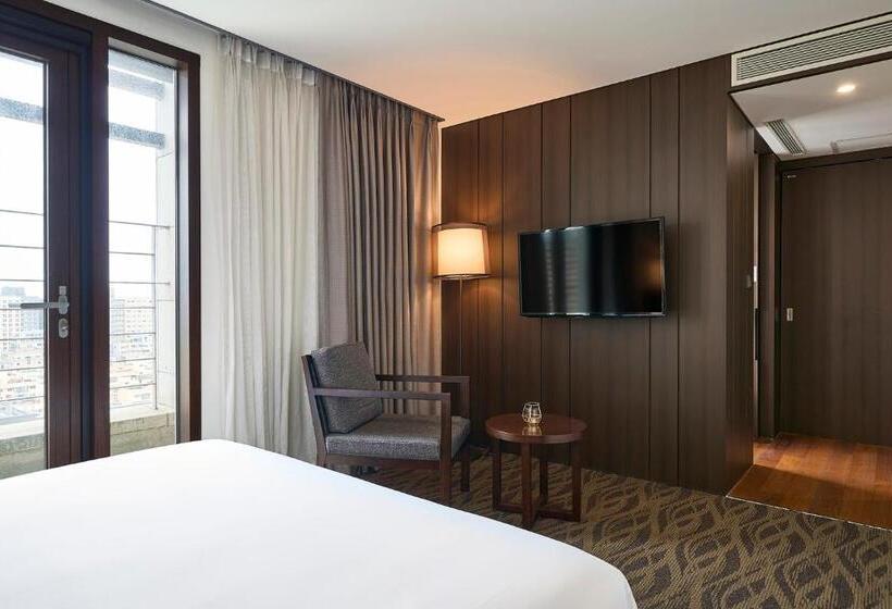 ジュニアスイート, Jeju Central City