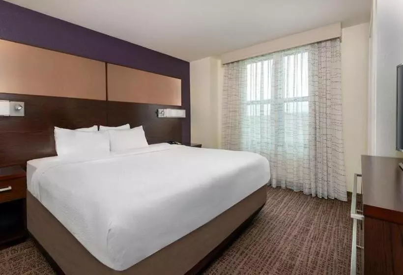 Sviitti Liikuntarajoitteisille, Residence Inn By Marriott Charlottesville Downtown