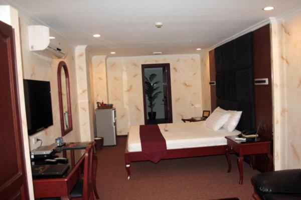 Superior Zimmer Kingsize Bett, Royal Amsterdam