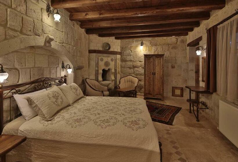 اتاق لوکس با بالکن, Vista Cave