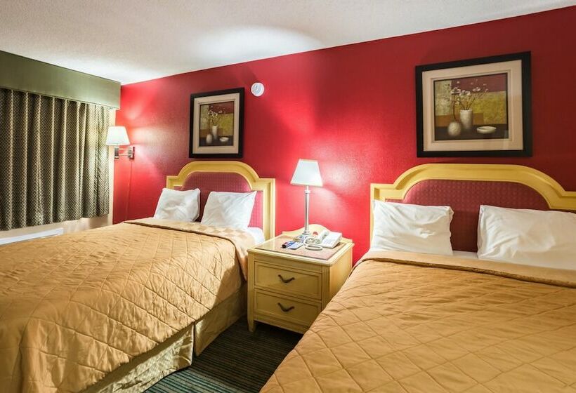 غرفه قياسيه سريرين مزدوجين, Rodeway Inn