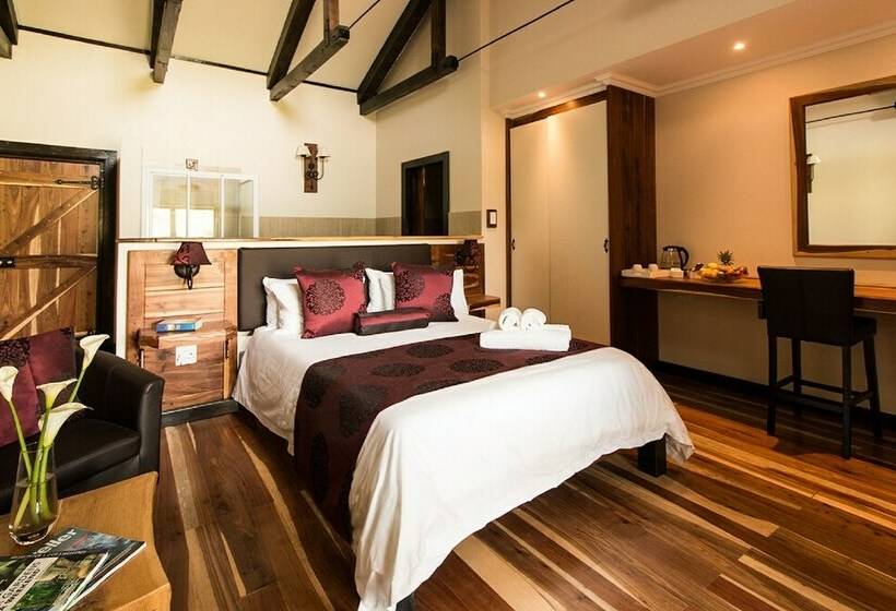 غرفة ديلوكس, Malachite Manor