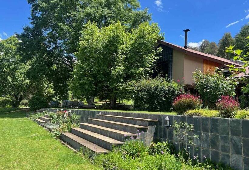 غرفة ديلوكس, Malachite Manor