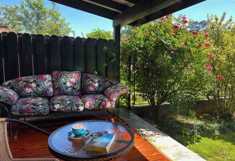 غرفة ديلوكس, Malachite Manor