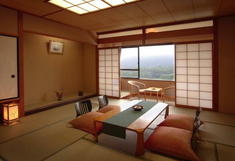 スタンダードルーム, Sansatei