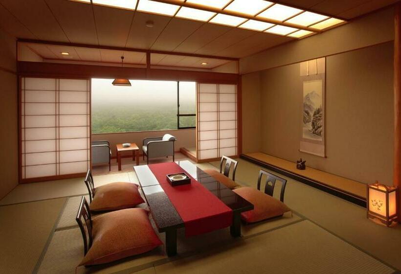 スーペリアールーム, Sansatei