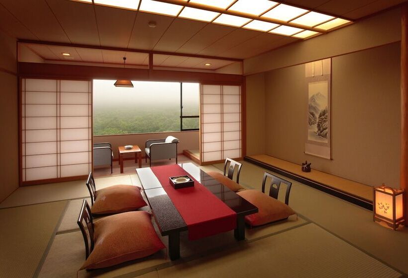 スーペリアールーム, Sansatei