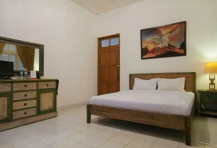 سوییت لوکس, Reddoorz At Griya Cemara Homestay Yogyakarta