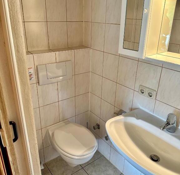 غرفة قياسية مزوَّدة بشُرفة, Pension Steakhaus Füssen