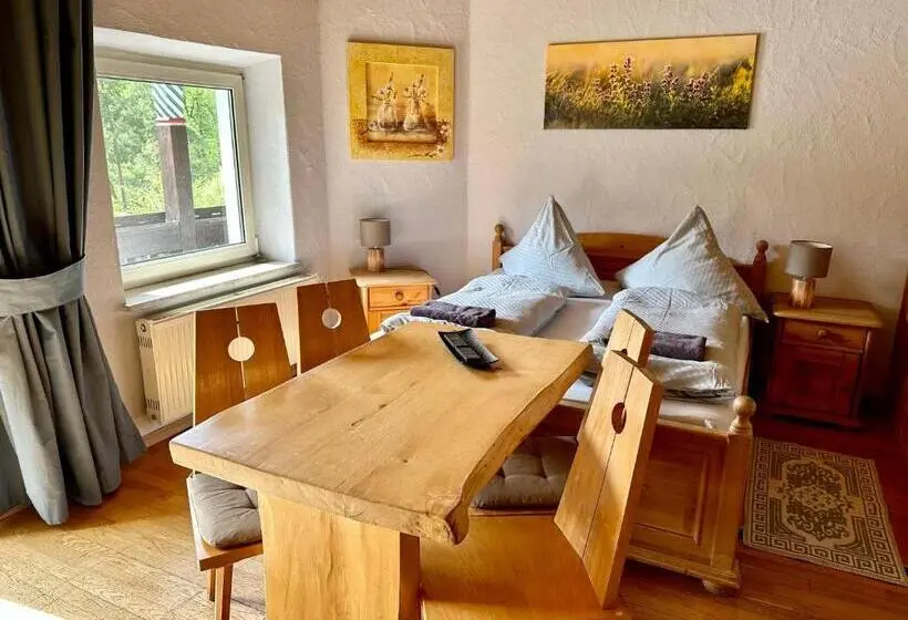 اتاق استاندارد با بالکن, Pension Steakhaus Füssen