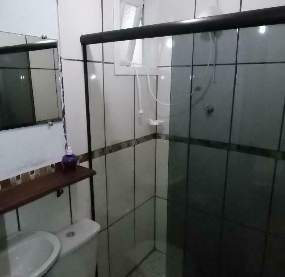 غرفة قياسية سرير مزدوج, Betume