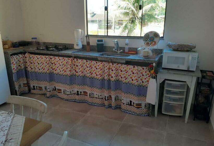 דירת חדר, Hospedaria Cobras E Lagartos