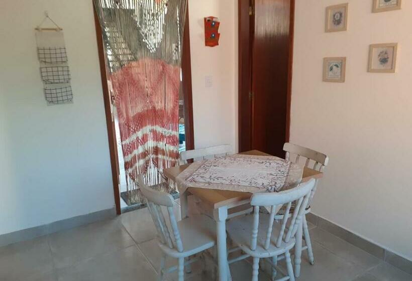 דירת חדר, Hospedaria Cobras E Lagartos