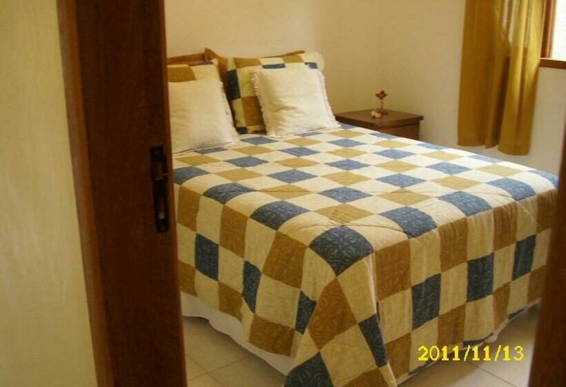 חדר סטנדרט לשלושה, Hospedaria Cobras E Lagartos