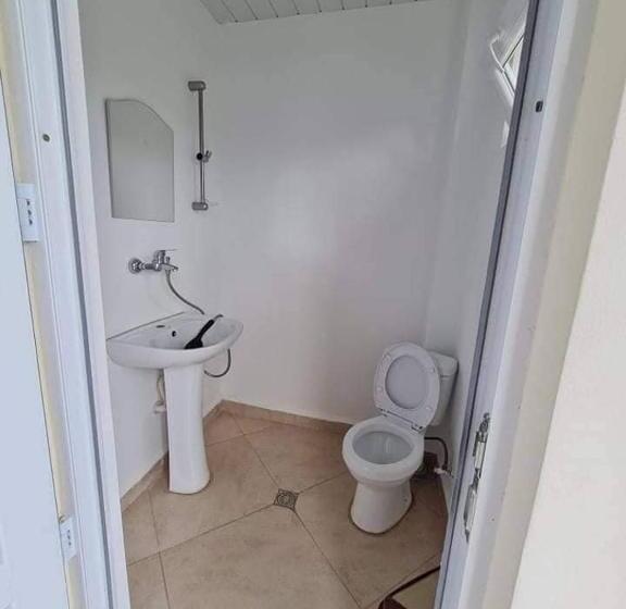 اتاق استاندارد سه تخته با بالکن, Private House Suliko