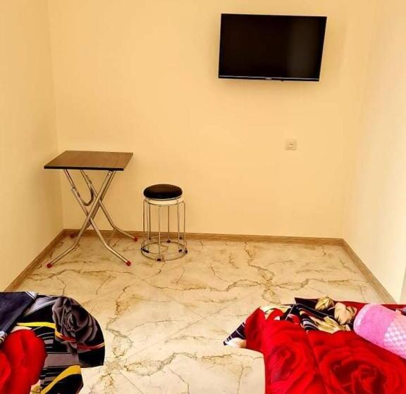 اتاق استاندارد با بالکن, Private House Suliko