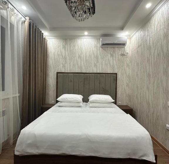 اتاق استاندارد با تخت بزرگ, Hello Dushanbe Hostel